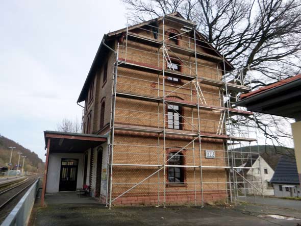 Bahnhofsgebude eingerstet im Feb. 2021. D. Diehl
